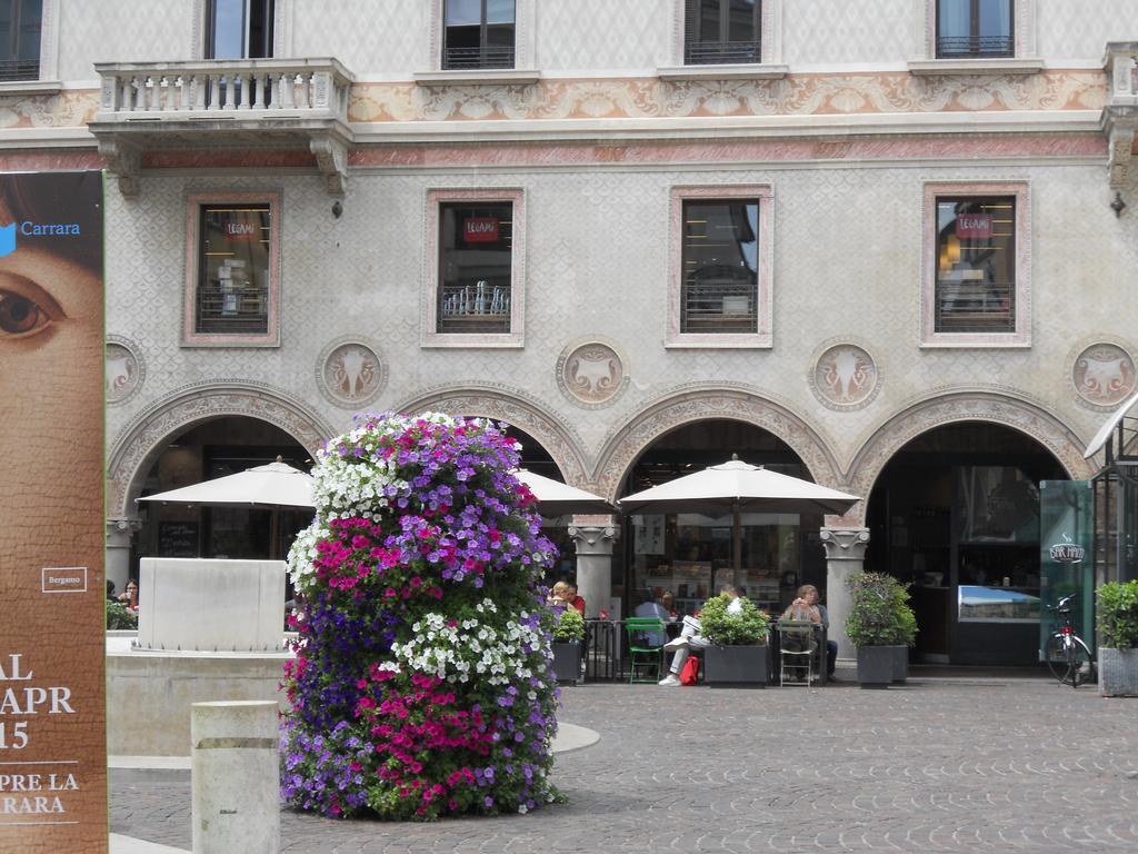 Apartment Bergamo Centro Storico Екстер'єр фото
